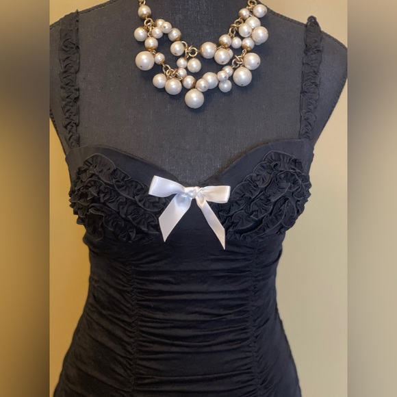 Victoria’s Secret 34B - Picture 3 of 5